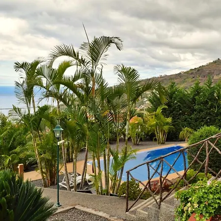 Loureiros Cottage, A In Madeira Tatil Evi *