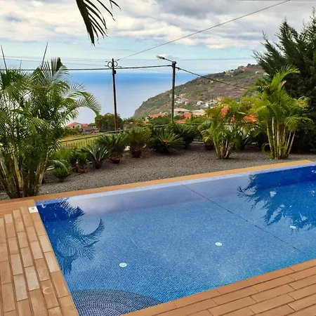 Loureiros Cottage, A In Madeira * Arco da Calheta (Madeira)