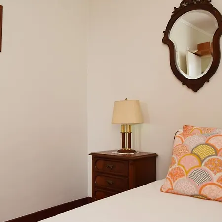 Tatil Evi Loureiros Cottage, A In Madeira