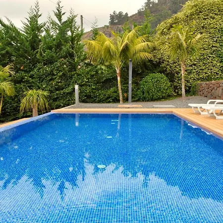 Loureiros Cottage, A In Madeira *